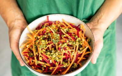 Ensalada de remolacha y zanahoria con pesto de pistachos